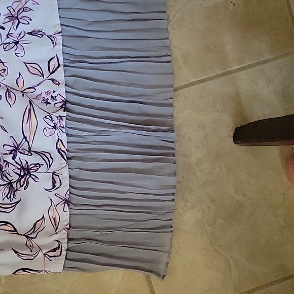 LOGO by Lori Goldstein lavender tunic top with pockets size 2X - Picture 4 of 5